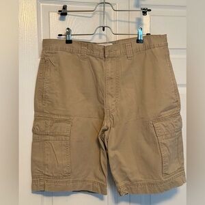 Signature Men's Tan Cargo Shorts